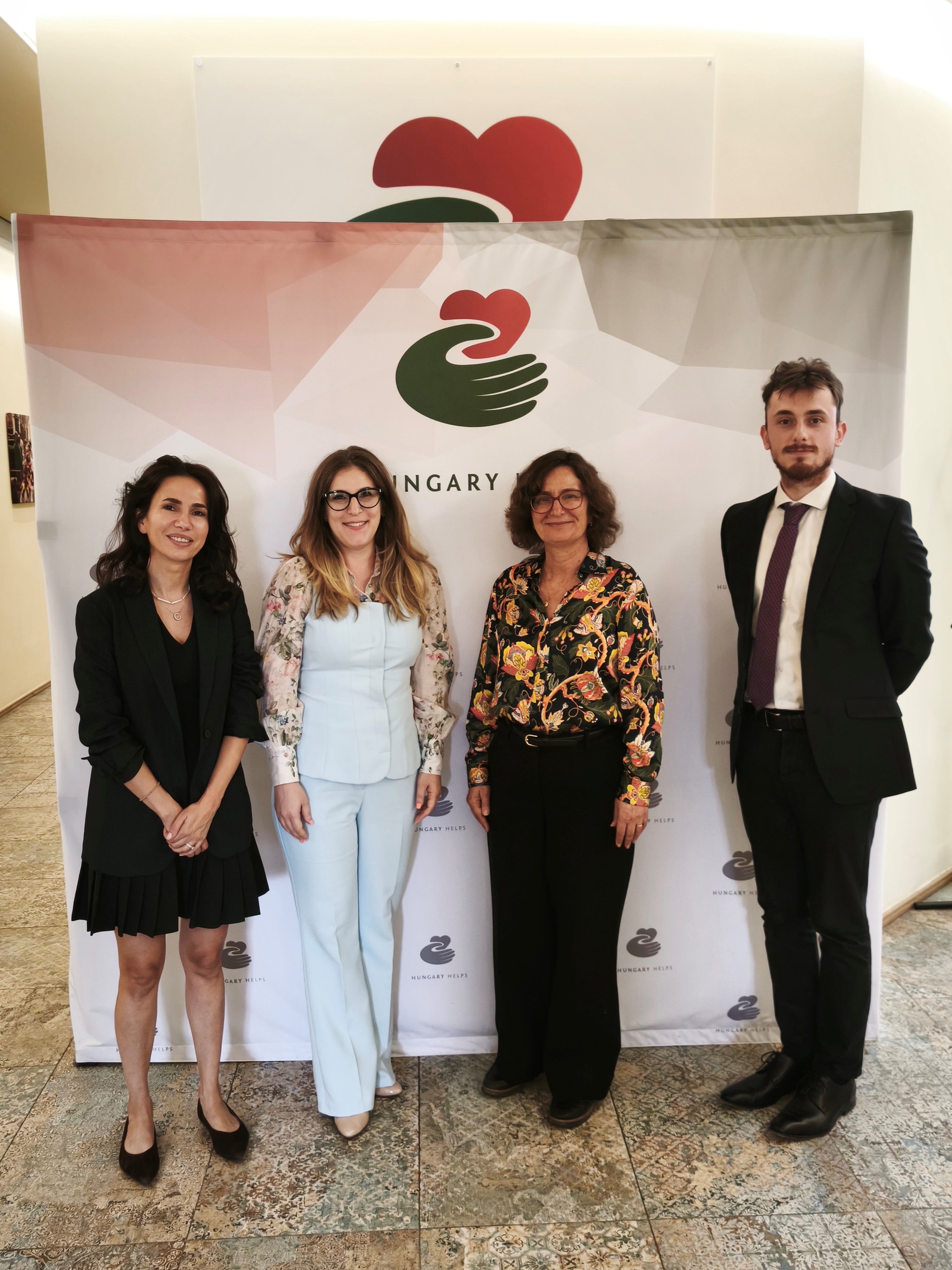 Susan Brown ENSZ főtitkár-helyettes a Hungary Helps Ügynökség irodájában