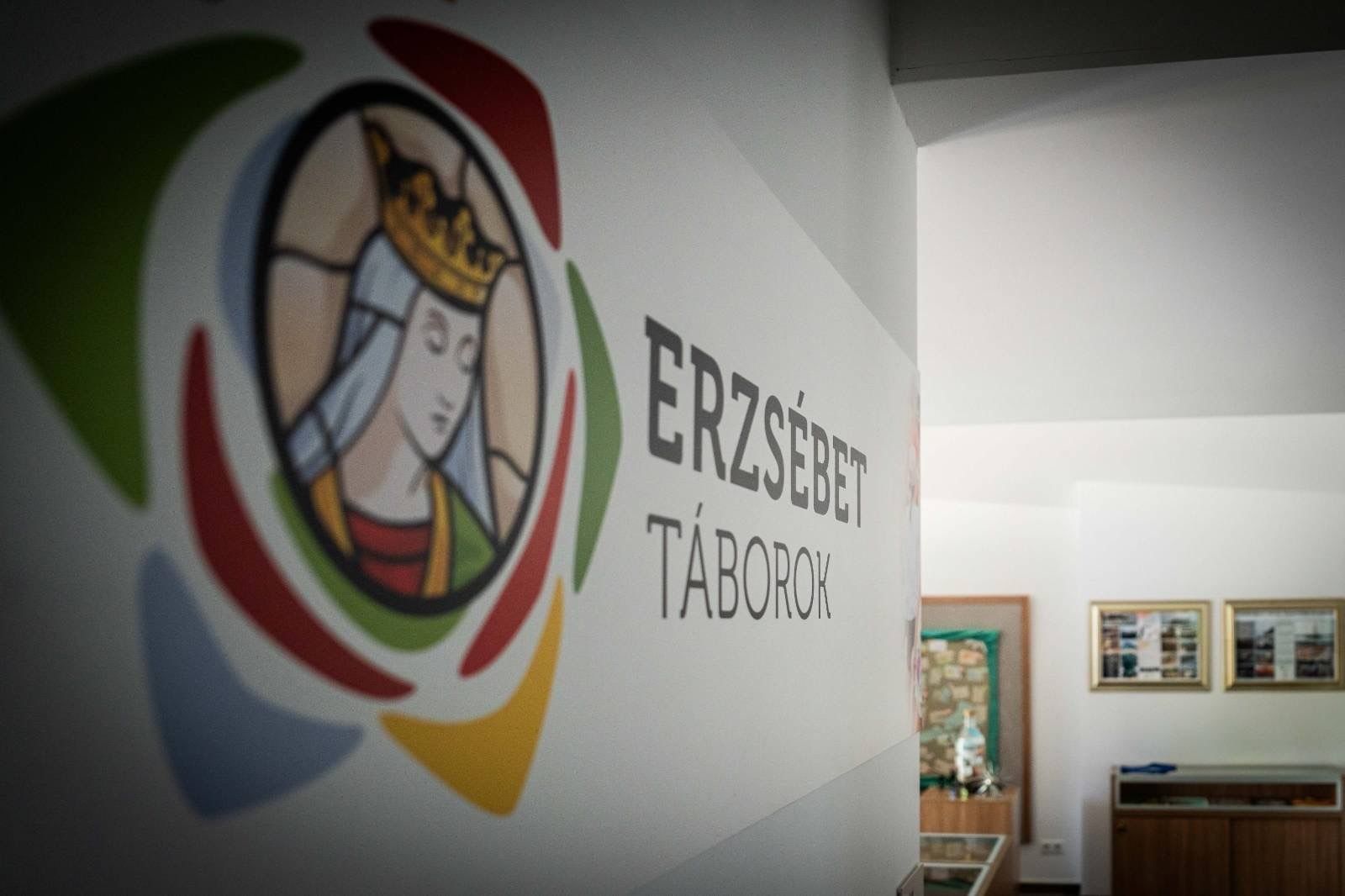 Karabahi örmény gyerekek nyaralnak a  Balatonnál a Hungary Helps program segítségével