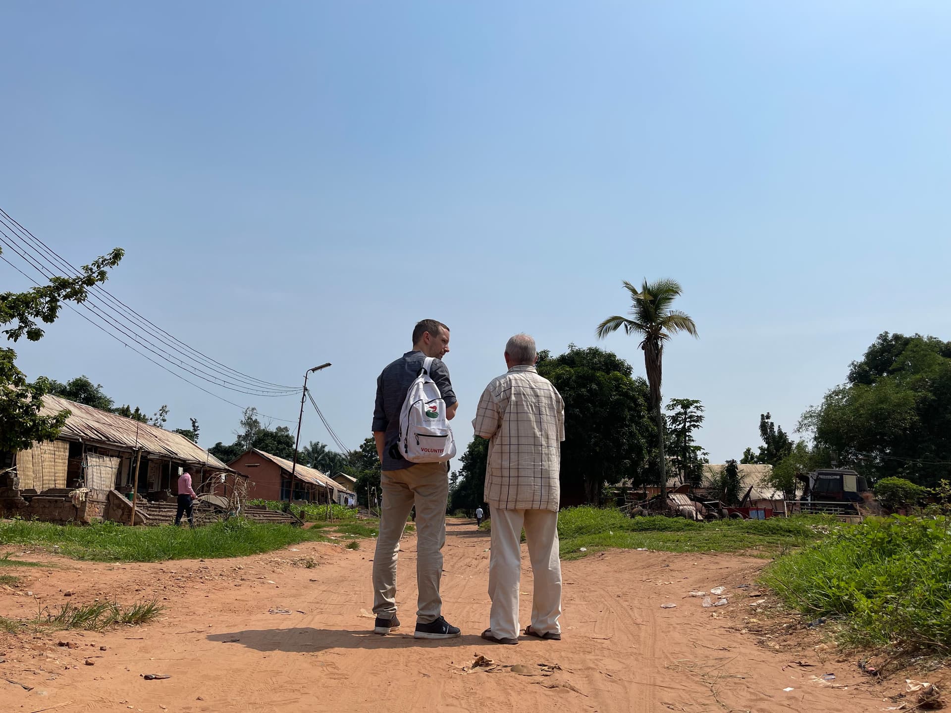 Kollégáink egy afrikai projekthelyszínen. 